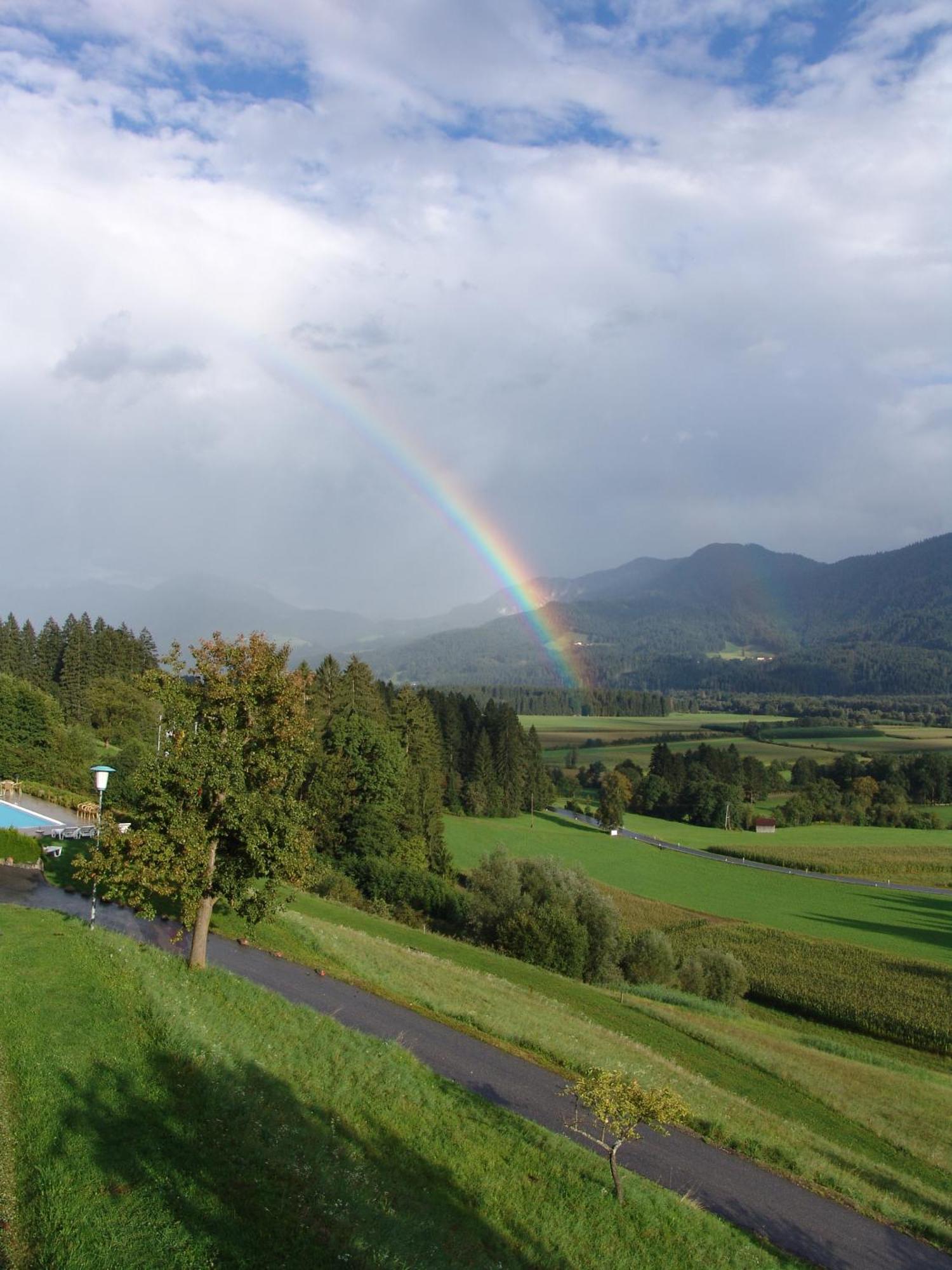 Hotel Glocknerhof Berg im Drautal Buitenkant foto